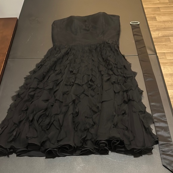 White House Black Market Strapless Black Dress with belt. Size 6 - Picture 2 of 4
